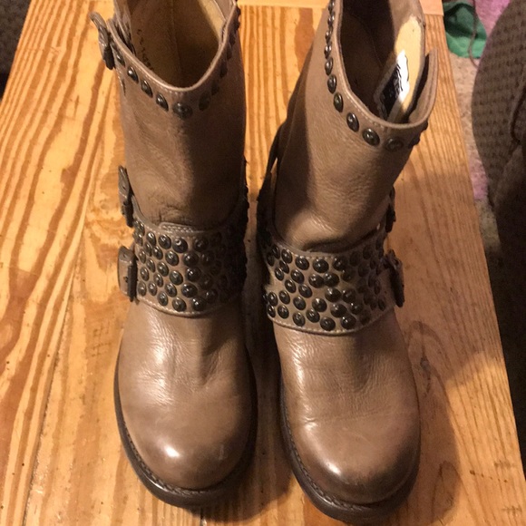 Frye Shoes - Frye boots